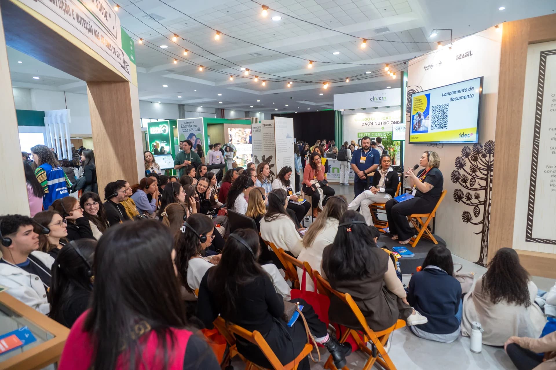 Apresentação para participantes na feira — CONBRAN