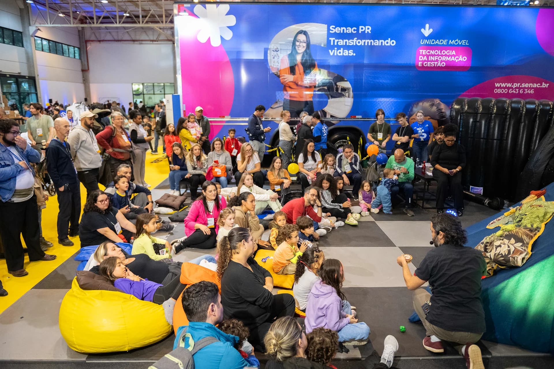 Programação educativa com crianças e famílias — Semana S
